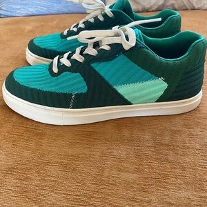 Fuego brand dance sneakers with pivot points